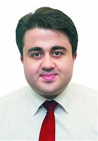 Гусейнов Адил